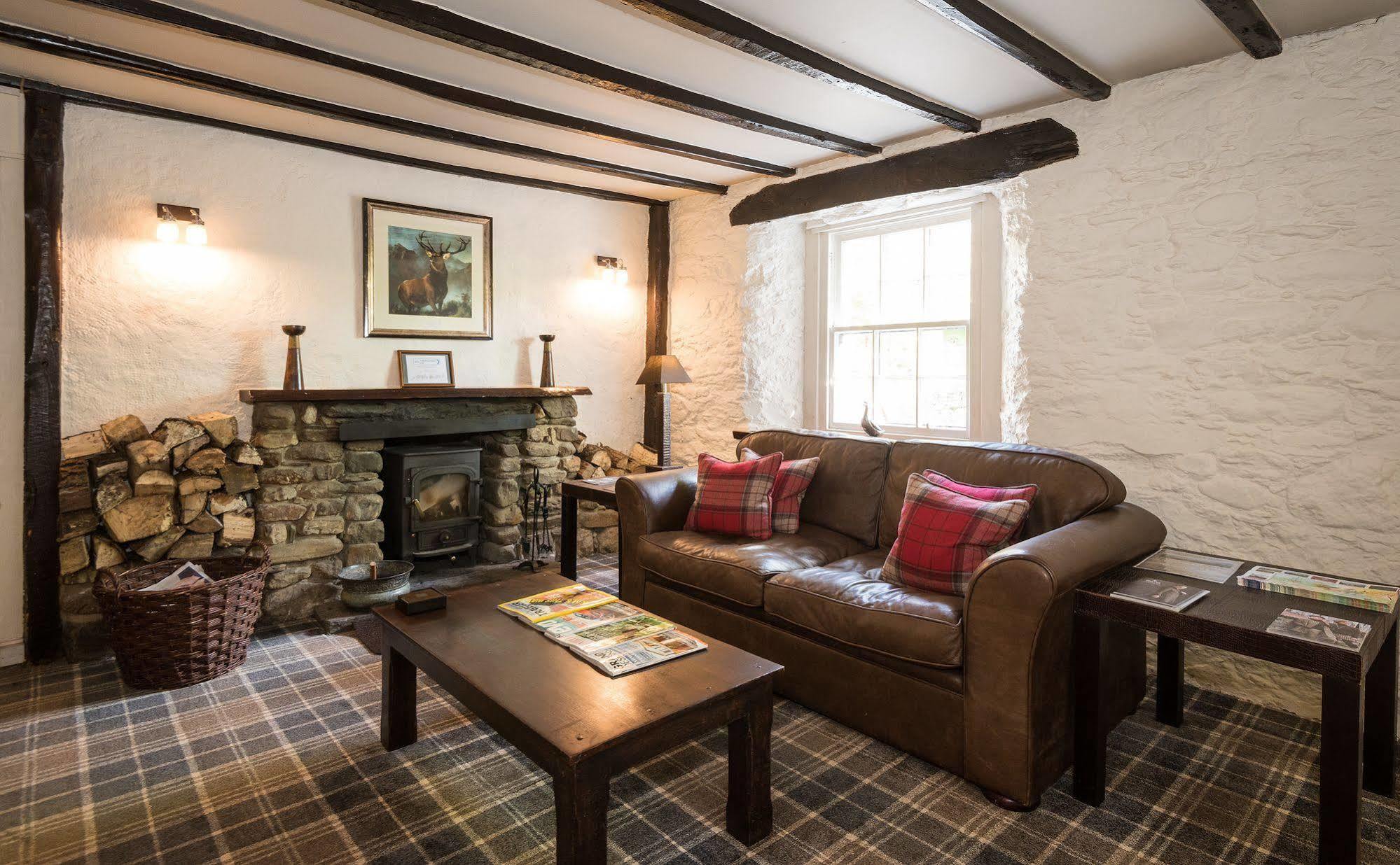 Ardeonaig Hotel Crianlarich Buitenkant foto